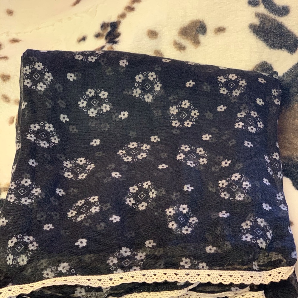Infinity Scarfs - Picture 5 of 8